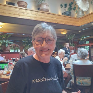 Meet your Posher, Rhonda